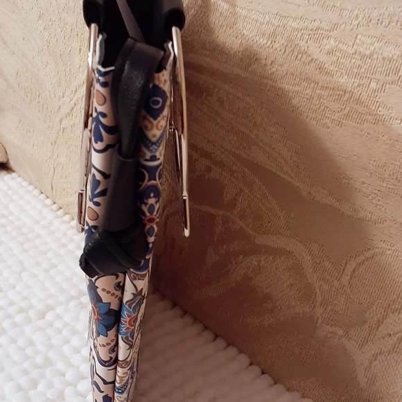 CROSS BODY BAG - Picture 3 of 4